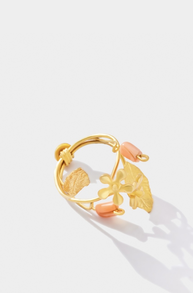 Flower Ring With Rose Coral Flowers
